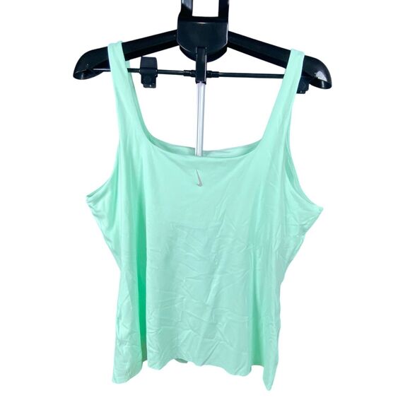 Nike Dri-FIT Yoga Tank Top Women’s XL Mint Green Activewear Sleeveless Shirt - Picture 2 of 6
